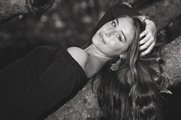 781B2145b&w