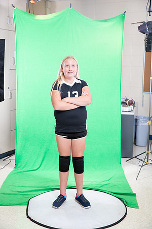 Fitzsimons Catherine_781B2950_7th grade volleyball