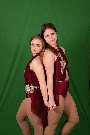 Bella Andriessen and Madi Worosz