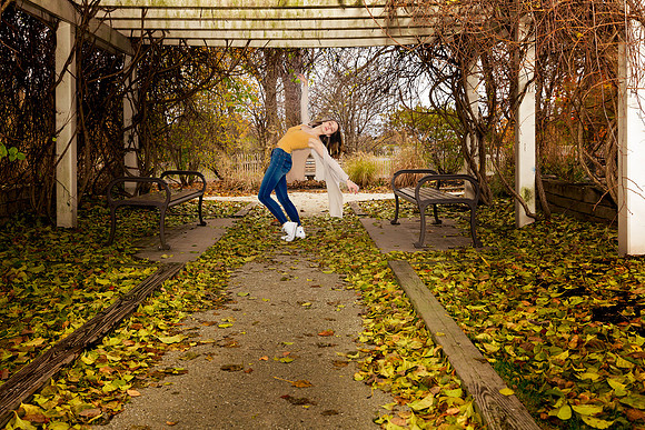 781B6557-Edit