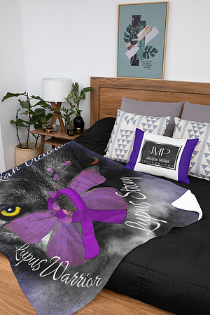 mockup-of-a-bed-pillow-and-a-blanket-placed-on-a-tidy-bed-31299 (6)
